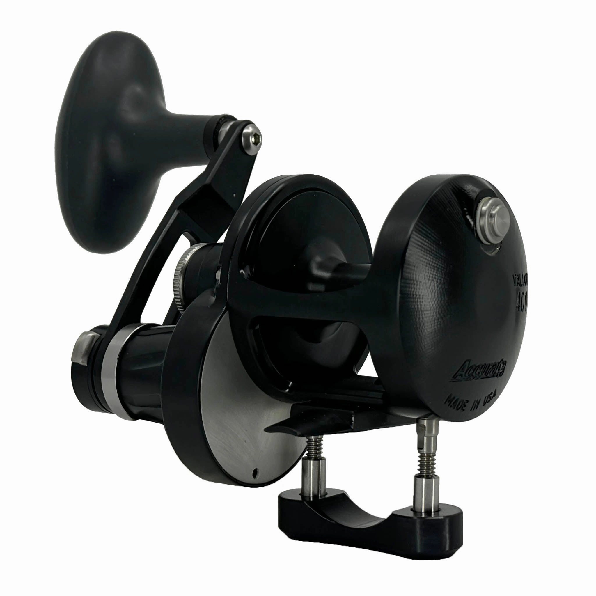 Accurate Valiant Matte Black Lever Drag Reels